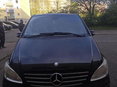 Second-hand Mercedes Viano 150 CP (110 kW) 2008 Negru Monovolum