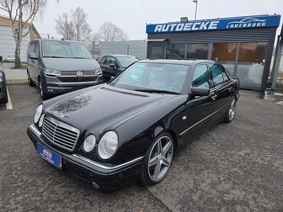 Schwarz Gebraucht 1988 Mercedes E55 AMG AMG Limousine | 14.499 €