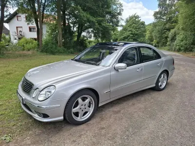 Gebraucht Mercedes E500 Avantgarde 306 PS (225 kW) 2002 Grau Limousine