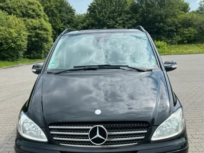 Gebraucht Mercedes Viano 150 PS (110 kW) 2009 Schwarz Van / Kleinbus