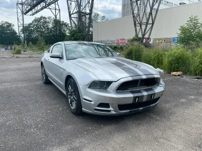 Gebraucht Ford Mustang 305 PS (224 kW) 2013 Silber Limousine