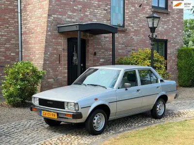 Gebraucht Toyota Corolla 60 PS (44 kW) 1981 Grau Limousine