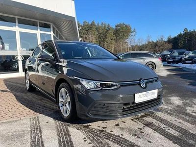 Brugt VW Golf VIII Life 150 HK (110 kW) 2023 Grå Sedan