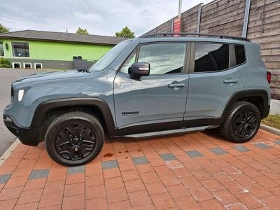 Grau Gebraucht 2017 Jeep Renegade Trailhawk SUV | 16.499 € (Etwas zu teuer)
