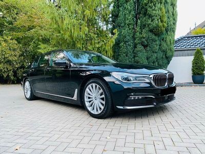 gebraucht BMW 740 i TOP DVD SDach Massage Belüftung Laser Fern Parken G30