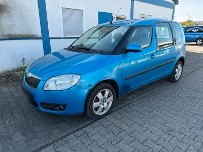 Second-hand Skoda Roomster 69 CP (50 kW) 2008 Albastru Monovolum