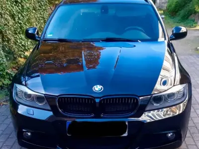 Gebraucht BMW 320 M Sport 184 PS (135 kW) 2012 Schwarz Kombi