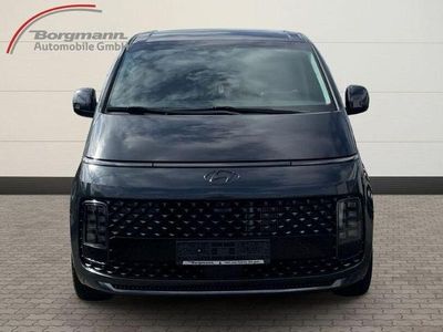 Gebraucht Hyundai Staria Signature 177 PS (130 kW) 2023 Grau Van / Kleinbus