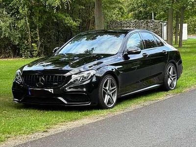 Mercedes C63 AMG