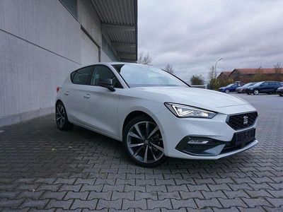 Nevada weiß Gebraucht 2024 Seat Leon FR Limousine | 28.895 € (Etwas zu teuer)