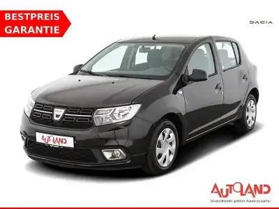 Gebraucht Dacia Sandero Comfort 90 PS (66 kW) 2018 Blau Limousine