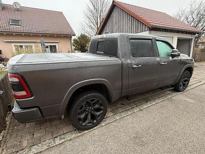 Grau Gebraucht 2020 RAM 1500 Abholung | 52.000 €