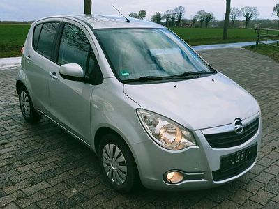 Gebraucht Opel Agila 86 PS (63 kW) 2009 Silber Kleinwagen