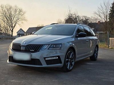 Gebraucht Skoda Octavia RS 184 PS (135 kW) 2019 Grau Kombi