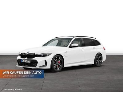 Second-hand BMW 330e Comfort Edition 292 CP (214 kW) 2025 Alb Break