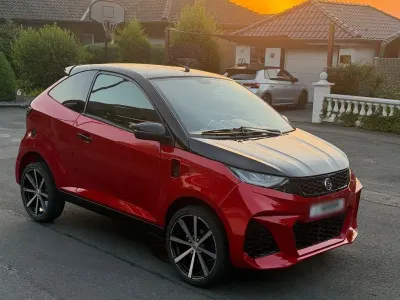 Gebraucht Aixam AMBITION GTI 5 kW (8 PS) 2024 Rot Kleinwagen