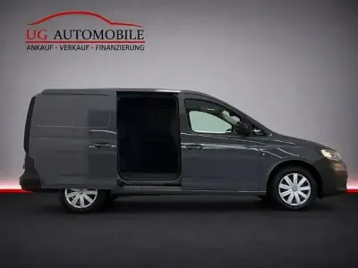 Gebraucht VW Caddy Maxi 122 PS (89 kW) 2021 Grau Van / Kleinbus