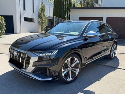 Second-hand Audi SQ8 Sport 435 CP (319 kW) 2020 Negru SUV