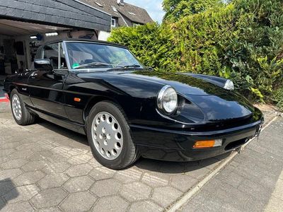 Schwarz Gebraucht 1992 Alfa Romeo Spider Cabrio | 19.250 €