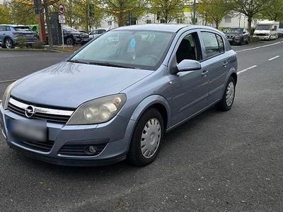 Gebraucht Opel Astra 105 PS (77 kW) 2006 Grau Limousine