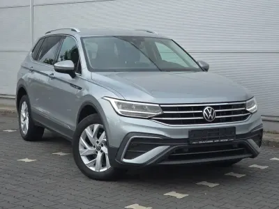 Gebraucht VW Tiguan Allspace 150 PS (110 kW) 2022 Silber SUV