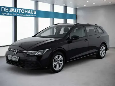 Gebraucht VW Golf VIII Life 110 PS (80 kW) 2024 Schwarz Kombi