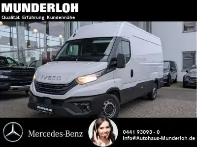Second-hand Iveco Daily 2025 Alb Berlinǎ