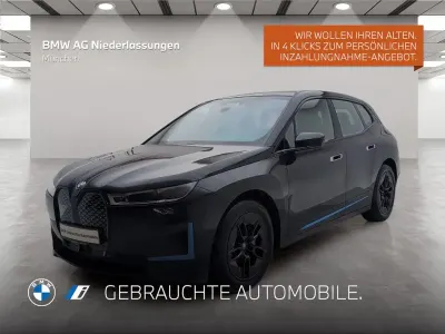 Gebraucht BMW iX 239 kW (326 PS) 2023 Schwarz SUV
