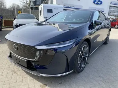 Neu Mazda 6e Takumi-Line 189 kW (258 PS) 2026 Deep crystal blue metallic Limousine