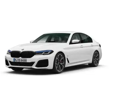 Gebraucht BMW 530 M Sport 245 PS (180 kW) 2023 Weiß Limousine