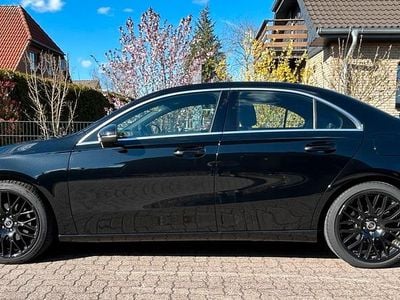 Usata Mercedes A200 163 CV (119 kW) 2019 Nero Berlina