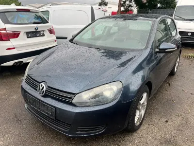 Gebraucht VW Golf VI Comfortline 122 PS (89 kW) 2009 Blau Kleinwagen