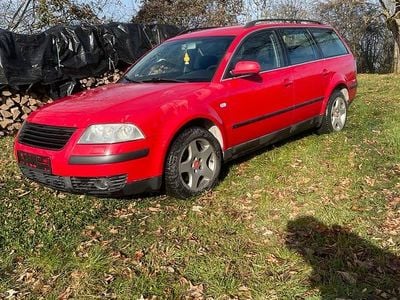 Gebraucht VW Passat 131 PS (96 kW) 2001 Rot Kombi