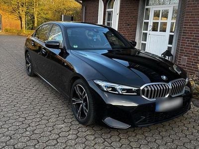 Gebraucht BMW 320 M Sport 190 PS (139 kW) 2023 Schwarz Limousine