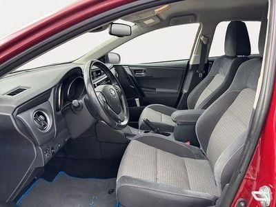 Toyota Auris Hybrid