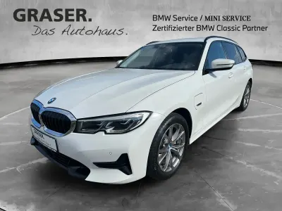 Gebraucht BMW 320e Sport Line 204 PS (150 kW) 2022 Weiß Kombi