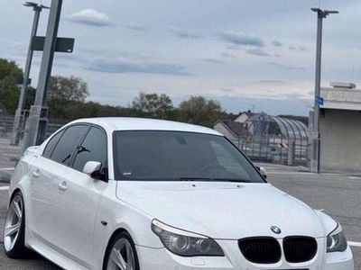 Gebraucht BMW 530 235 PS (172 kW) 2008 Weiß Limousine