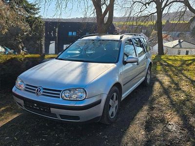 Gebraucht VW Golf IV 101 PS (74 kW) 2002 Silber Kombi