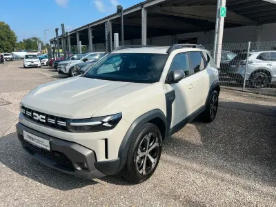 Gebraucht Dacia Duster Journey 131 PS (96 kW) 2024 Beige SUV