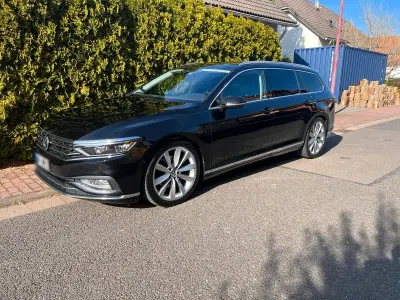 Gebraucht VW Passat Elegance 190 PS (139 kW) 2020 Schwarz Kombi