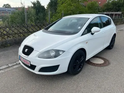 Gebraucht Seat Leon 105 PS (77 kW) 2010 Weiß Kleinwagen
