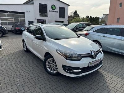 Gebraucht Renault Mégane III LIMITED 110 PS (80 kW) 2015 Weiß Limousine