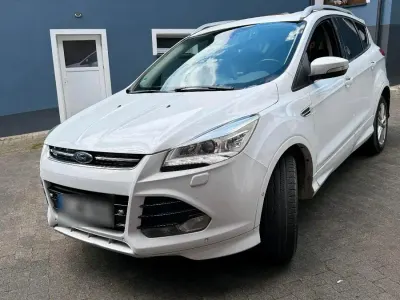 Gebraucht Ford Kuga 180 PS (132 kW) 2015 Weiß SUV