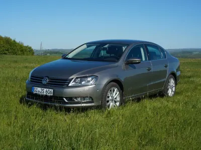 Gebraucht VW Passat Highline 170 PS (125 kW) 2012 Beige Limousine