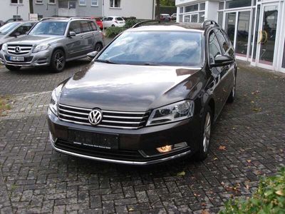 gebraucht VW Passat Passat VariantVar. Comfortline BM-NAVI-Alu-PDC-AHK-SHZ-