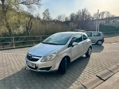 Gebraucht Opel Corsa 60 PS (44 kW) 2008 Silber Kleinwagen