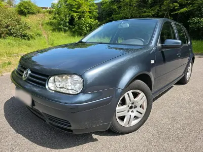Gebraucht VW Golf IV Highline 131 PS (96 kW) 2003 Grau Limousine