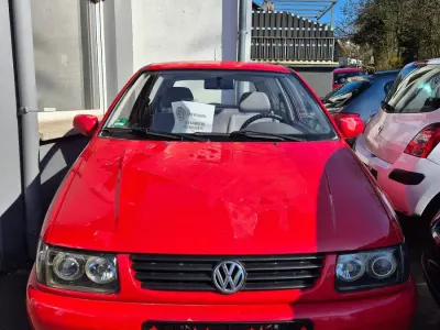 Gebraucht VW Polo 60 PS (44 kW) 1995 Rot Kleinwagen