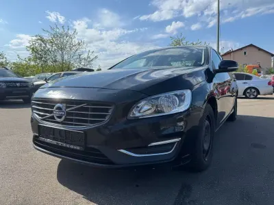 Gebraucht Volvo S60 Summum 120 PS (88 kW) 2017 Schwarz Limousine