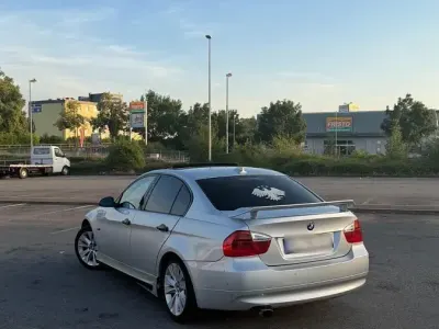 Gebraucht BMW 320 150 PS (110 kW) 2005 Silber Limousine